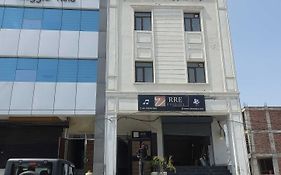 Hotel O White Valley